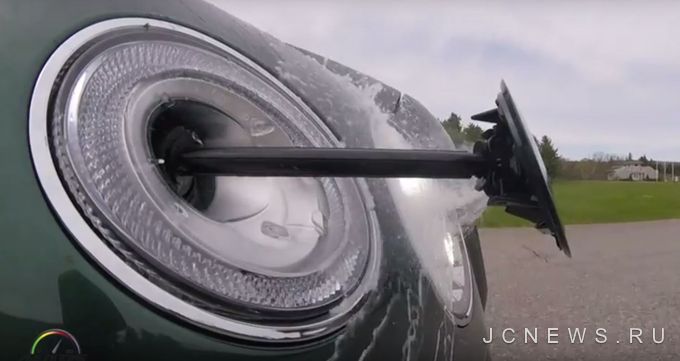 Bentley Bentayga получил необычную систему очистки фар