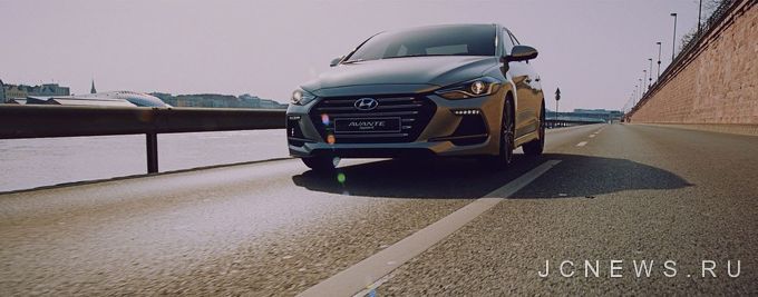 Hyundai представила видеодебют Elantra Sport